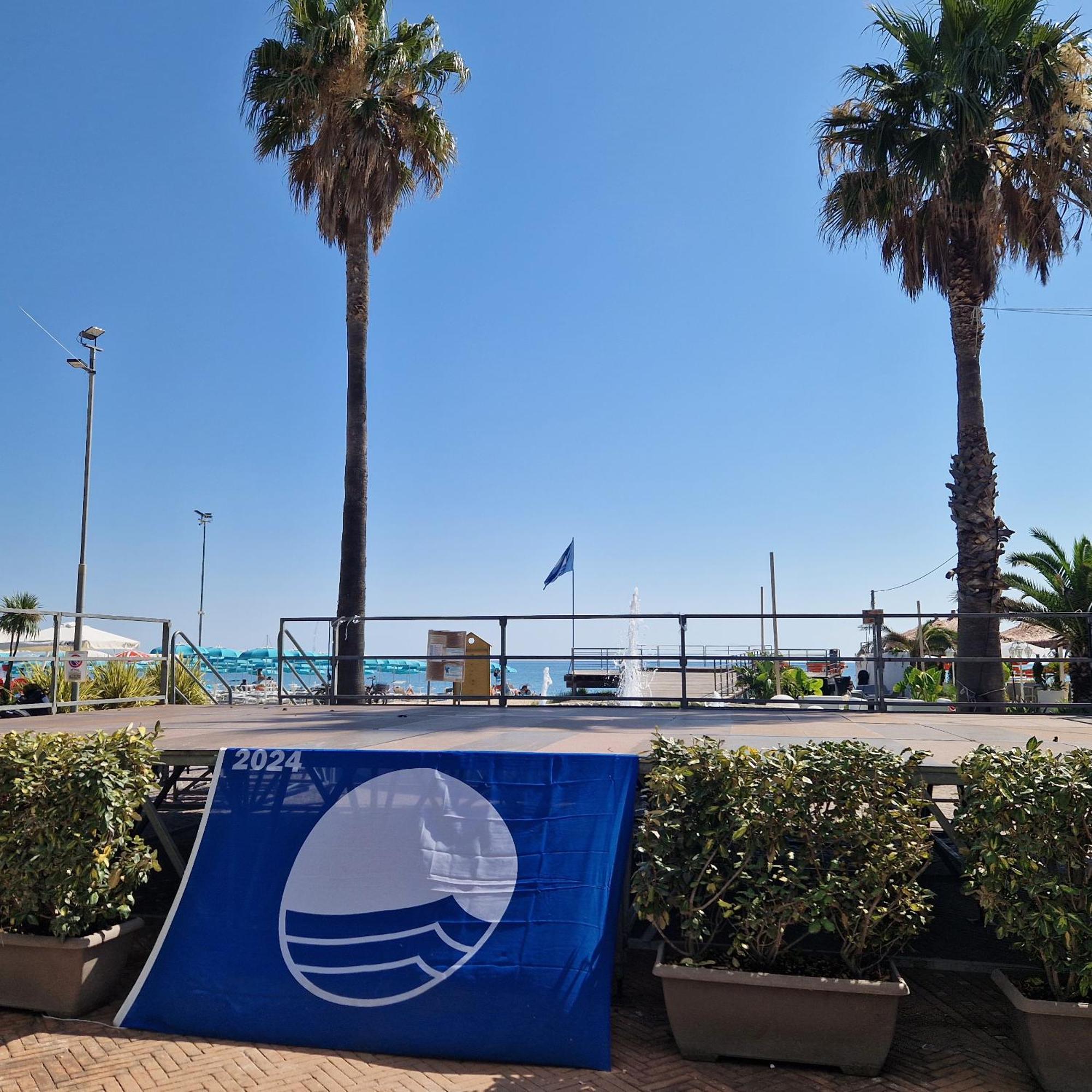 Le Camelie -Appartamenti Nuovi Porto SantʼElpidio Екстериор снимка